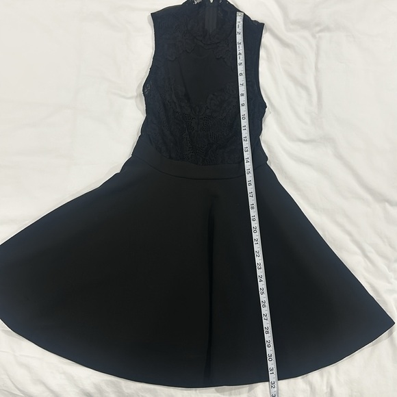 EUC Juniors Black Party Dress excellent for holidays - Picture 7 of 13